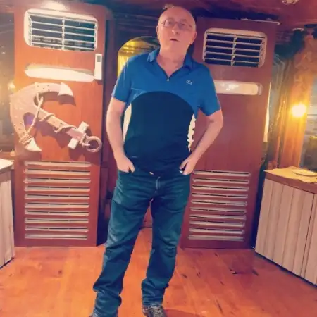 Happyuser, 65 ראשון לציון