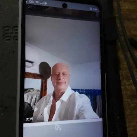 Yos, 65 הוד השרון