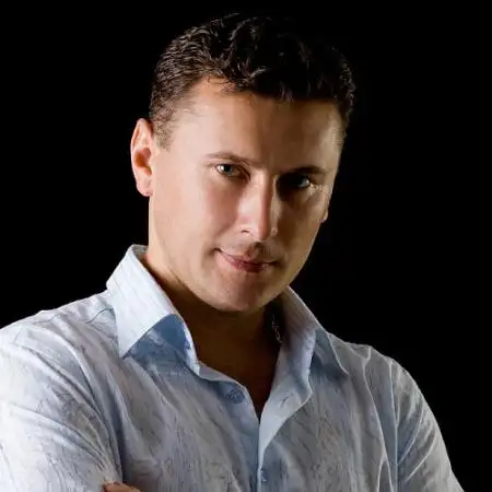 photo of Aleksey. Link to photoalboum of Aleksey