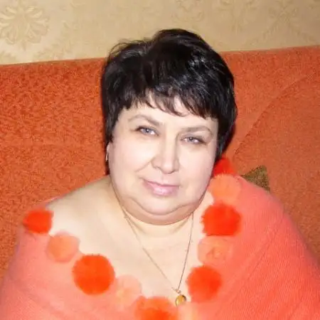 photo of Irina. Link to photoalboum of Irina