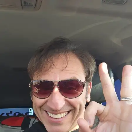 Daniel, 52 ראשון לציון