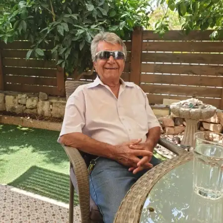 משה, 79 פתח תקווה