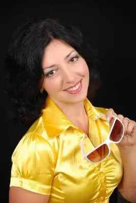 photo of Viktoriya. Link to photoalboum of Viktoriya