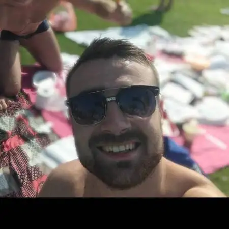 Kolya, 30בת ים 