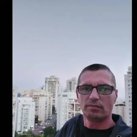 Konstantin, 46פתח תקווה 
