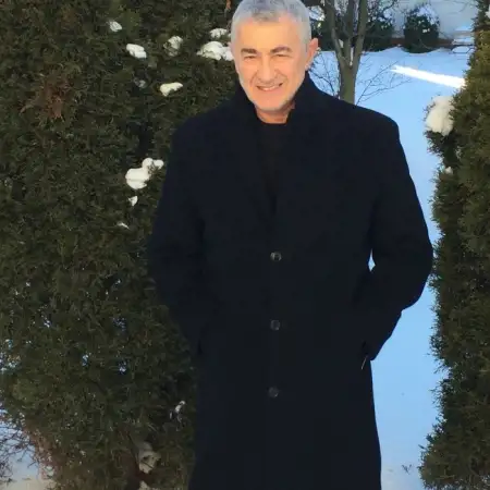 Isaak, 77ארה