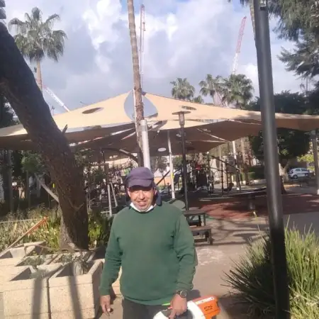 Shuriq, 52בת ים 