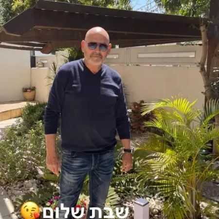 פליקס, 74ראשון לציון 