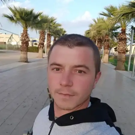 Sergey, 38תל אביב