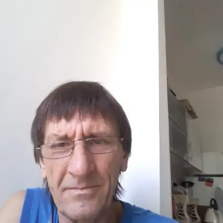 Valeri, 62חיפה