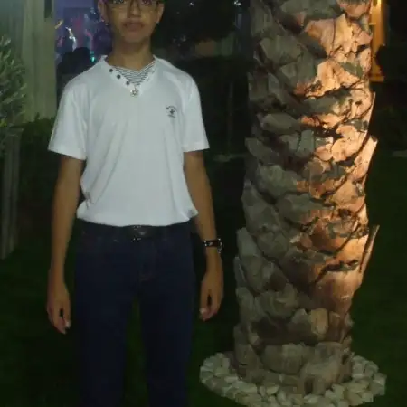 Avi, 26בת ים 