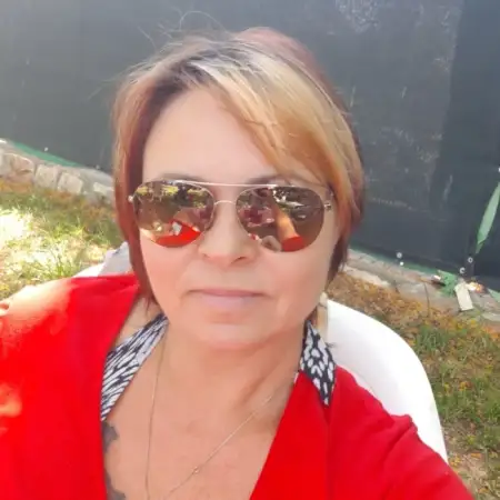 Katya, 52רחובות 