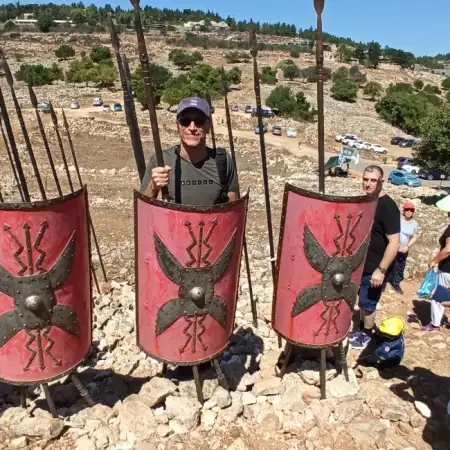 Michael, 55לוד 