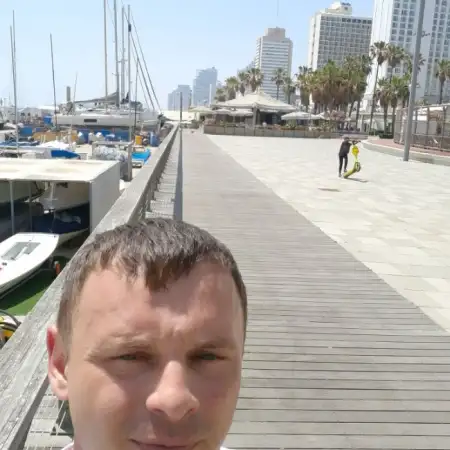 Aleks, 41פתח תקווה 