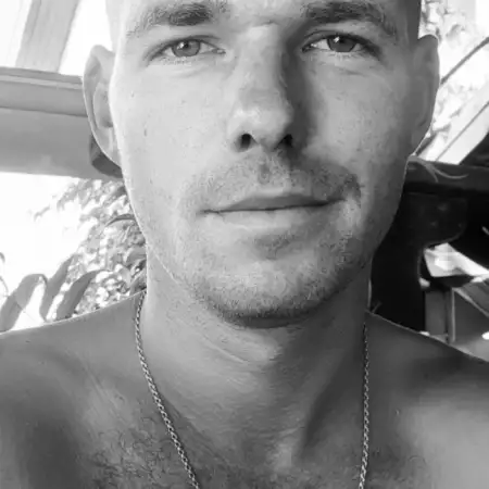 Maksim, 33תל אביב 