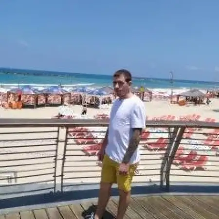 Dmitriy, 35בת ים 
