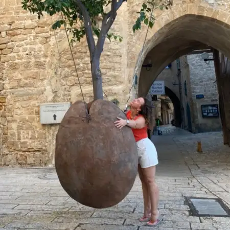 קריסטינה, 42תל אביב 