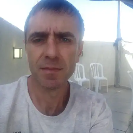 Leonid, 44פתח תקווה 