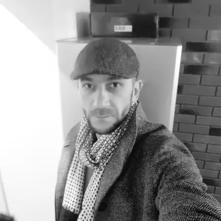Victor, 41בת ים 