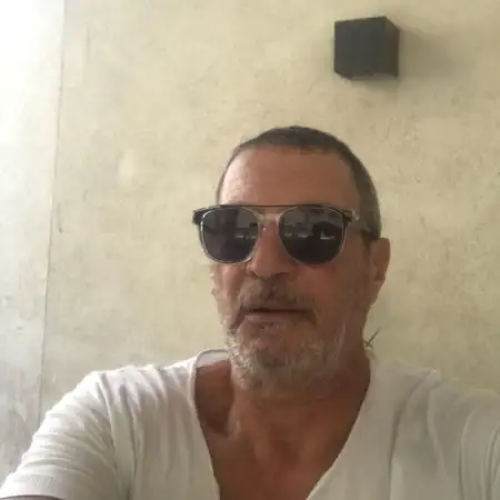 יורם, 65 תל אביב