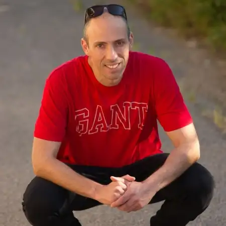 Avi, 47רעננה 