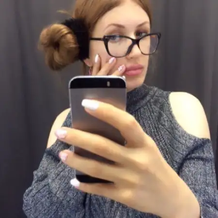 Kira, 31רוסיה 