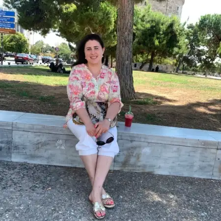 Val, 39קריית ביאליק 