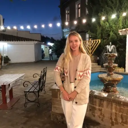 יוליה, 31רוסיה 