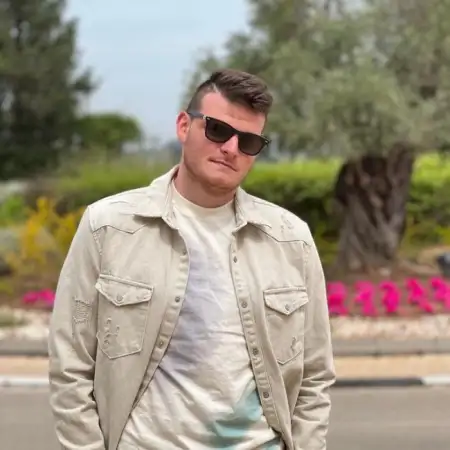 Bogdan, 29בת ים 