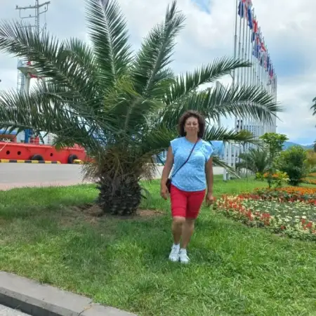 Bella, 61לוד 