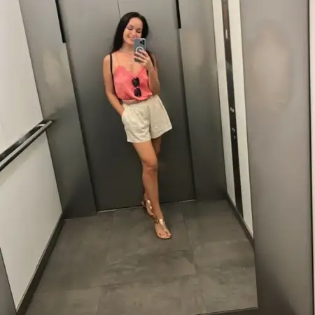 Olya, 39גבעתיים 