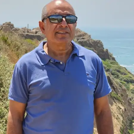 משה, 52כפר סבא 