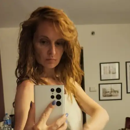 Helga, 46תל אביב 