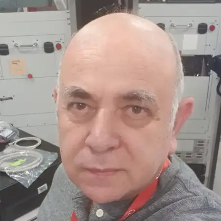 val, 62הרצליה 