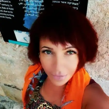 אולגה, 51בת ים 