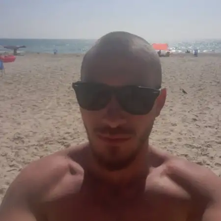 Petr, 31ראשון לציון 