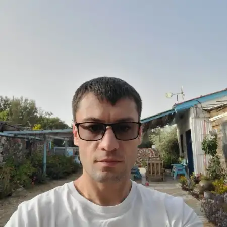 Oleg, 40פתח תקווה 