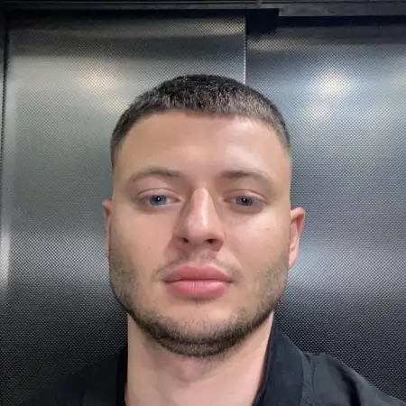 Oleg, 28ג