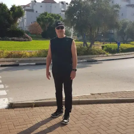 Joe, 66יבנה 