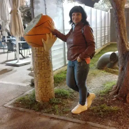 Nins, 65קריית מוצקין 