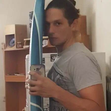 Helge, 45פתח תקווה 