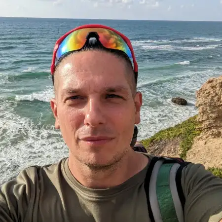 Helge, 45 פתח תקווה