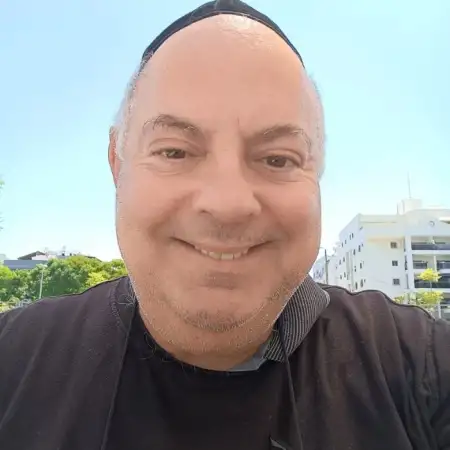 רון, 57חולון 