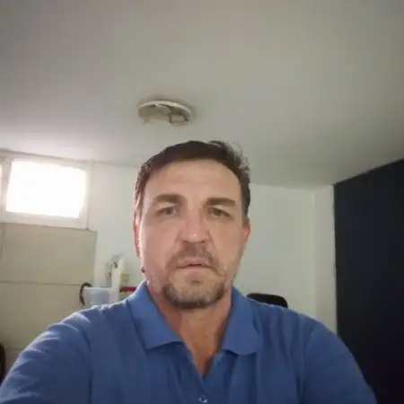 Pavel, 54פתח תקווה 