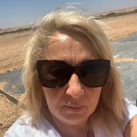 מירנ, 64ראשון לציון 