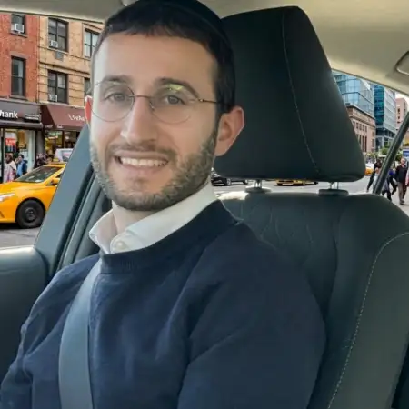 Ari, 36ארה