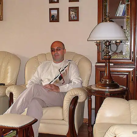 Georgiy, 52בת ים 