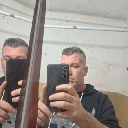 Alon, 49 נתניה