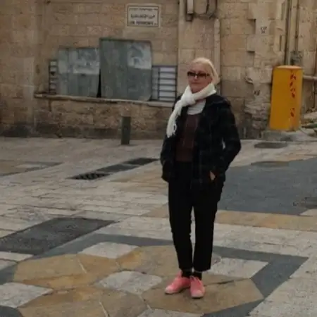 וולריה, 63אשקלון 