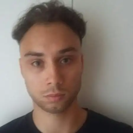 Artur, 33רוסיה